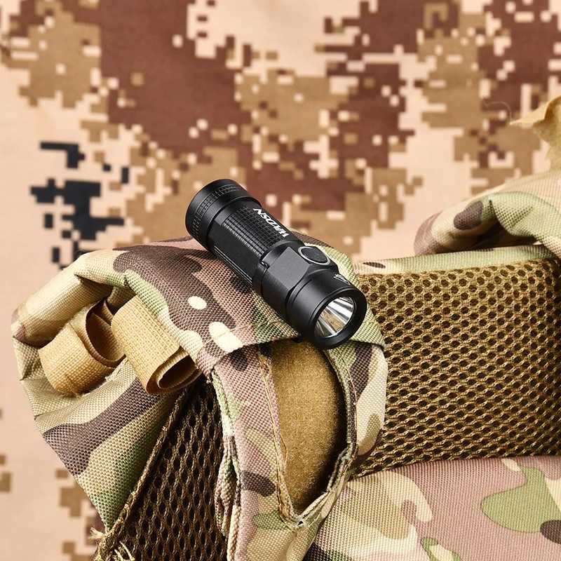 WADSN Tactical Scout FAST Helmet Light AIrsoft Strobe Mini White LED Lamp Constant Momentary Hunting Output Helmet Flashlight XJ250701