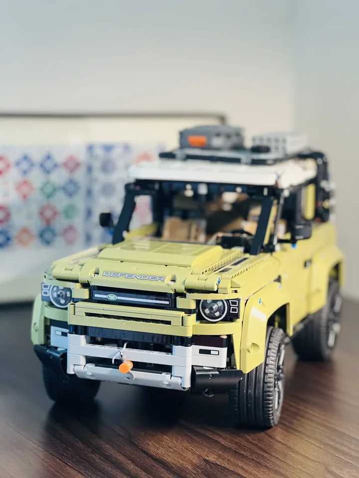 Large off-road vehicle model building block toy display piece for boys as a holiday gift XJ250702