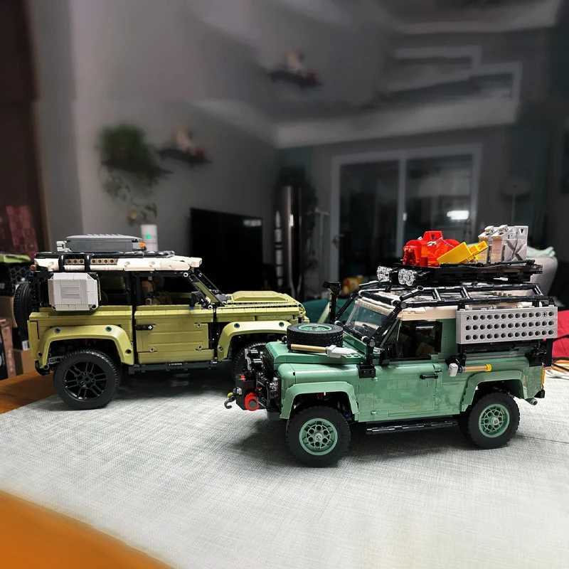 2336pcs Off-Road Defender Vehicle Car Supercar Model Building Blocks Bricks Toys Boys Birthday Christmas Gifts XJ250702