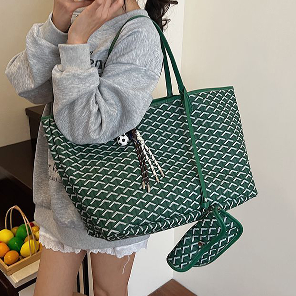 High Quality Tote Fashion Handbag Shoulder Classic Letter Print Leather 2025 New Fashionable Underarm Crossbody Bag Pockets Women's Wallet