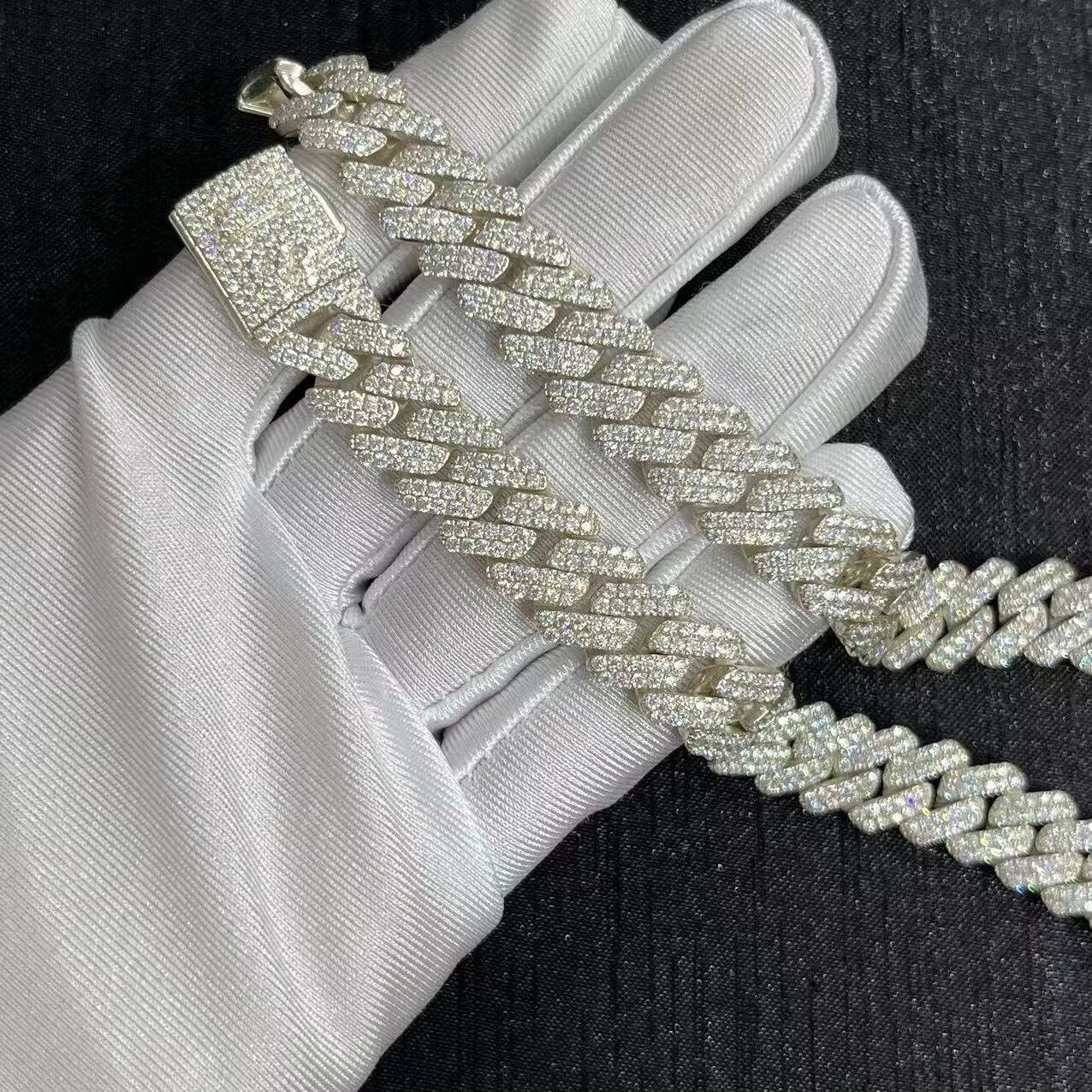 Hot Sale Moissanite Jewelry 925 Silver VVS Moissanite 12mm Cuban Chain Necklace