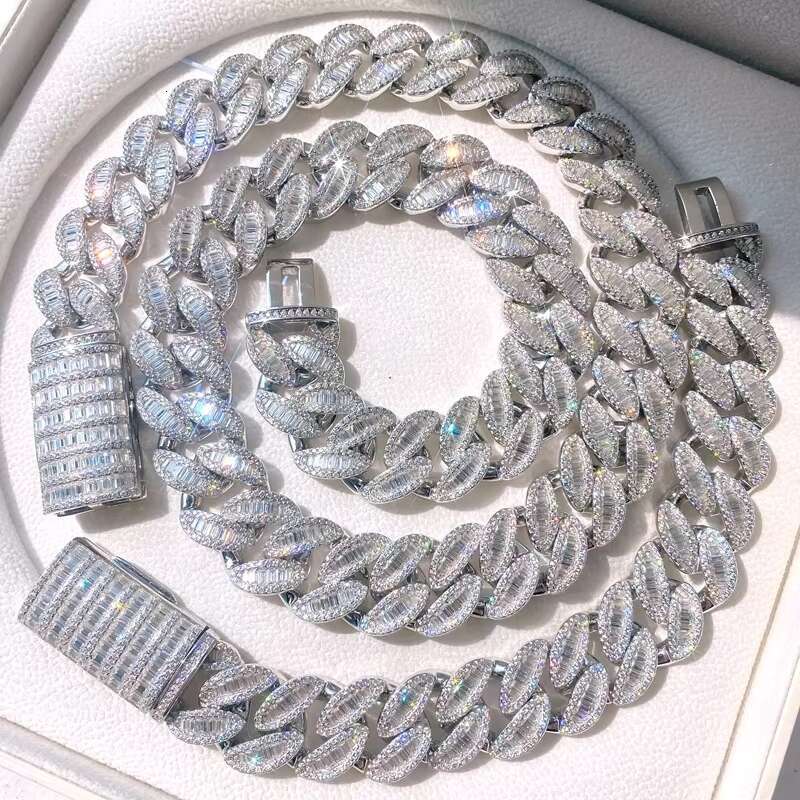 New Arrival 18mm Baguette Moissanite Diamond Chain Luxury VVS Moissanite Prong Cuban Link Chain Necklace Diamond Cuban Chain