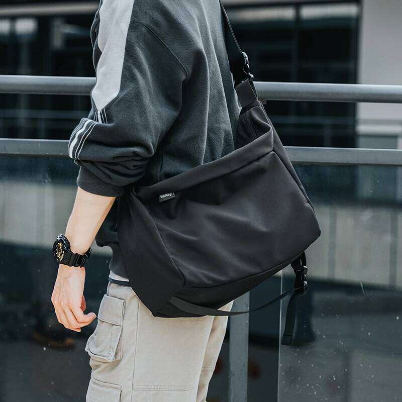 MOYYI Men Messenger High Capacity Casual Teenager Satchels Bags Fashion Travel Couple Small Sling Bag New Design
