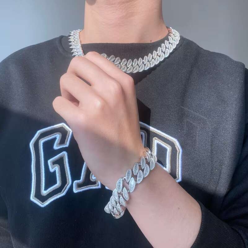 New Arrival 18mm Baguette Moissanite Diamond Chain Luxury VVS Moissanite Prong Cuban Link Chain Necklace Diamond Cuban Chain