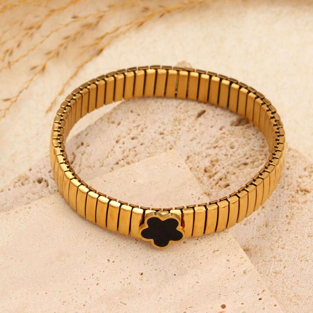 Hot Designer Bracelet Women's Luxury Jewelry New Titanium Steel Elastic Bracelet Strawberry shaped Diamond Set Renaissance Popular Diamond Set El