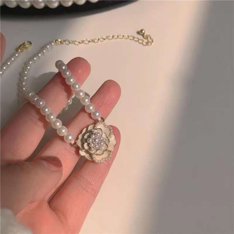 DHcollections Nocturne" Niche French Court Elegant Design Camellia Pearl Necklace Choker