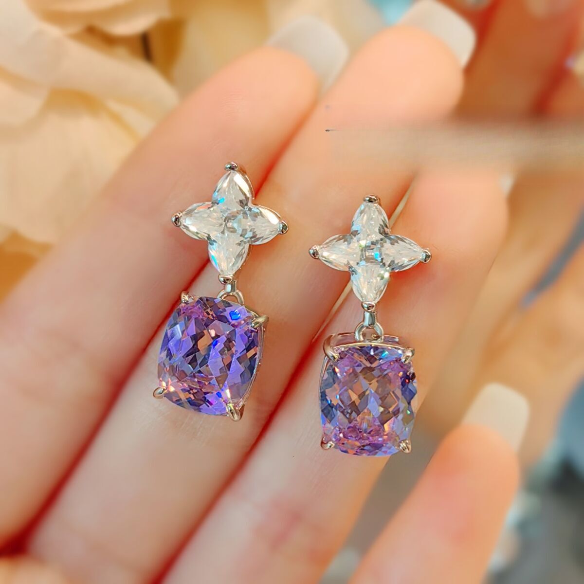 Purple Cut Earrings High Carbon Diamond Ladies' Jewelry Earrings Stud Earrings Jewelry Purple Diamond Earrings Designer Earrings High-end Earring