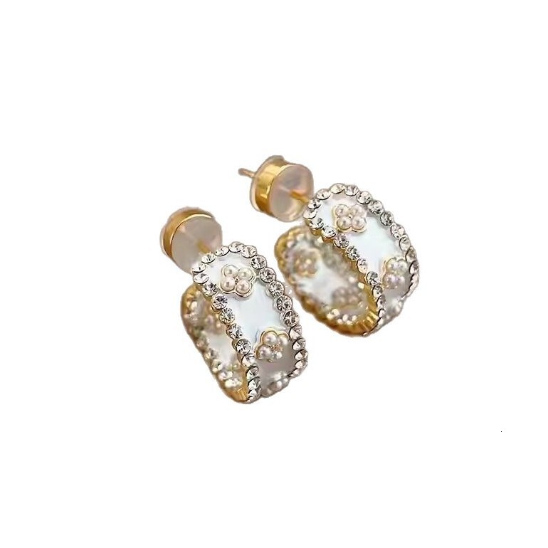 French Elegant Ladies' Jewelry Earrings Flower Pearl Earrings Designer Earrings Exquisite Micro Paved Zircon Studs Light Luxury Temperament High-