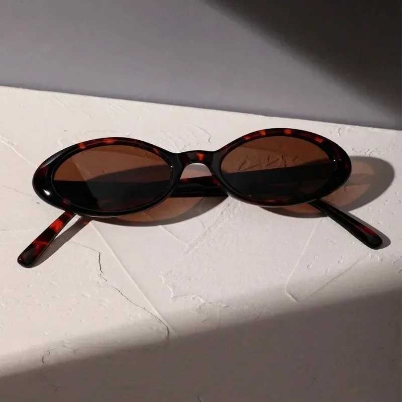 Sexy Small Oval Womens Sunglasses 2025 New Fashion Leopard Brown Hot Sun Glasses Female Retro Colorful Shade Eyeglass XJ250701