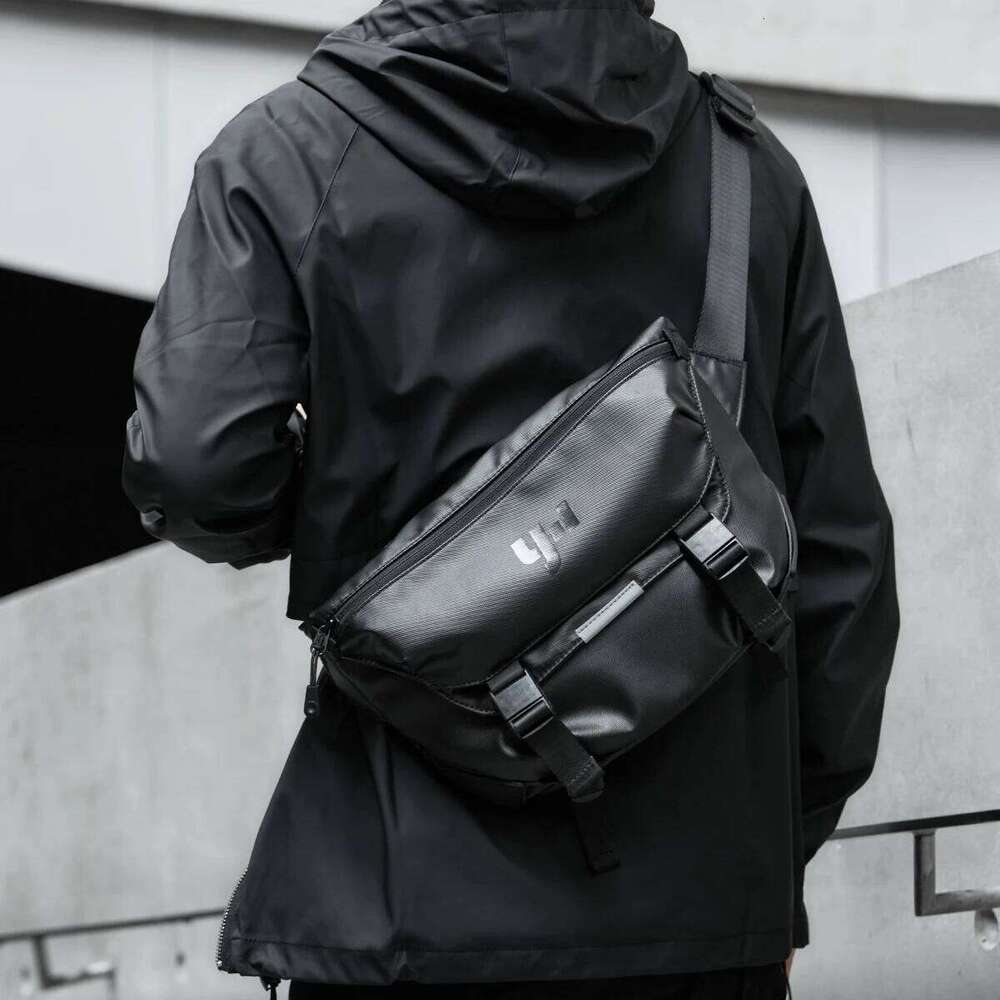 Waterproof Men's Crossbody Personalized 10.5 inch iPad Chest Teenager Sport Riding Shoulder Leisure Portable Sling Bag