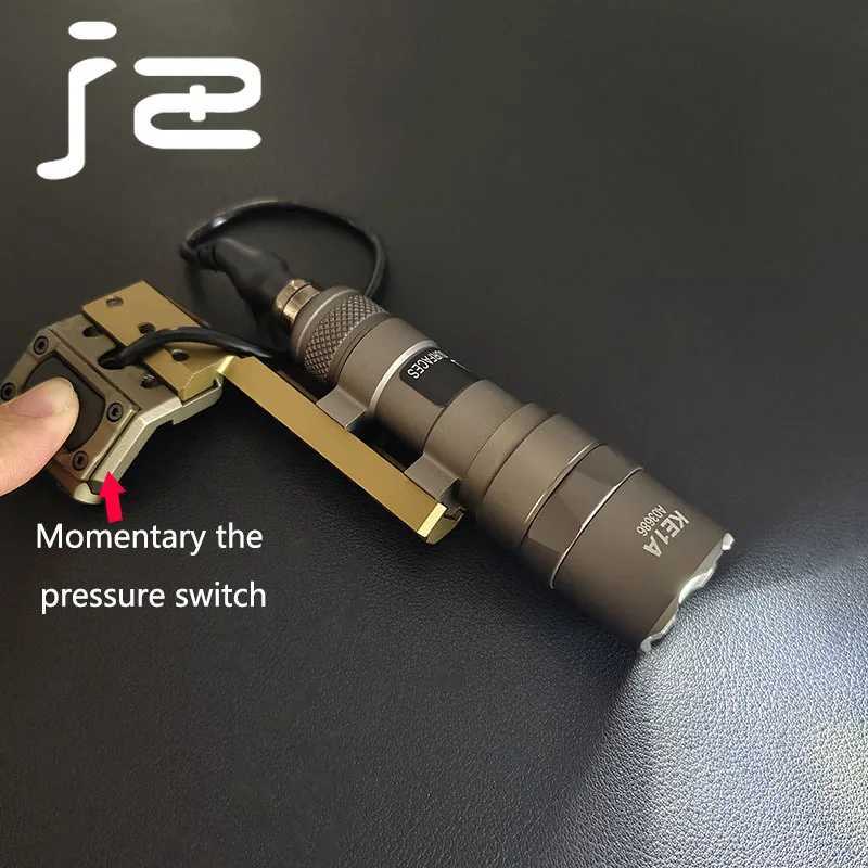 Tactical SF M300B/M600B Scout Light Metal Flashlight with Modbutton Switch Airsoft Weapon Lamp Hunting Rifle Touch Fit 20mm Rail XJ250701