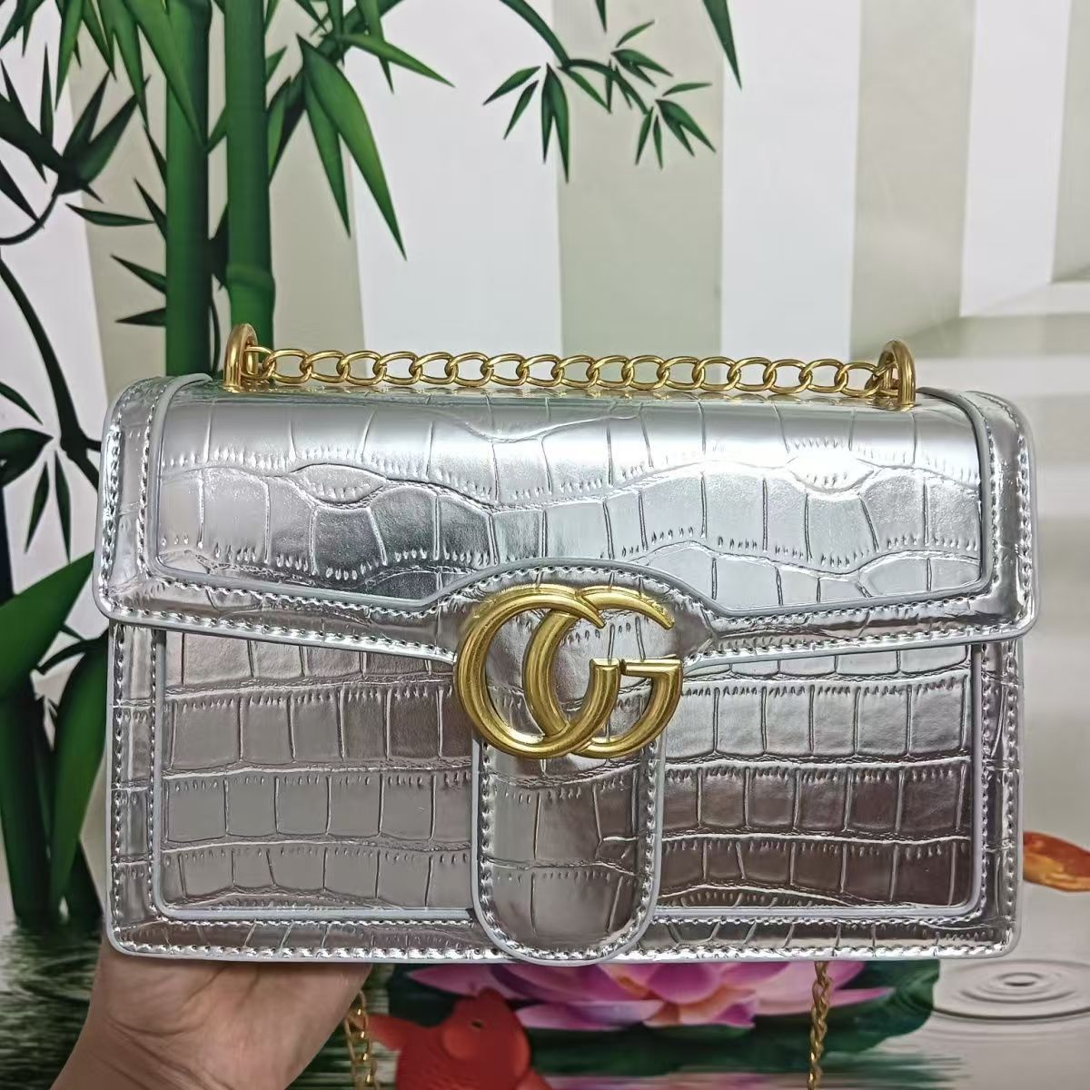 Luxury bag Alligator Pattern Designer Bag Casual Handbag Spacious Armpit Top Quality Fashion Shoulder Bag Advanced Leather Zipper Closure Wine 7878