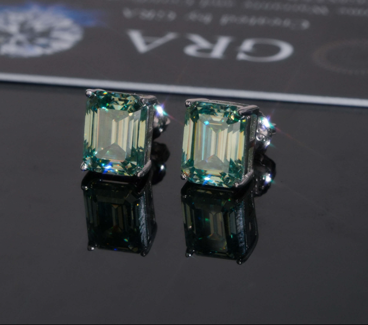 Hot Sale Moissanite Solitaire Emerald Cut Blue Green Stud 925 Silver Stud Earrings