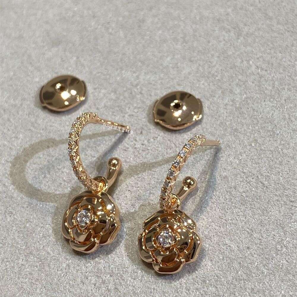 DHCollections Chanel-Style Camellia Earrings Set - 18K Rose Gold Plated Floral Jewelry for Women | Elegant Flower Earrings