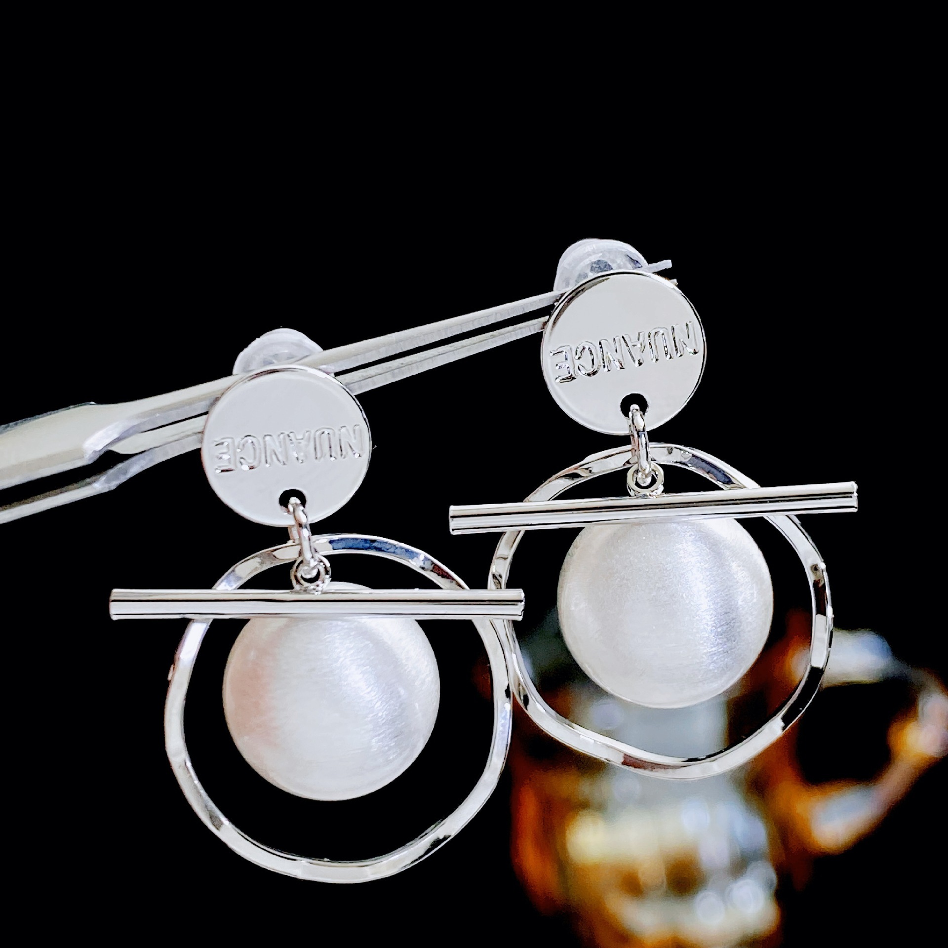 Kanamina Unique Niche Round Ladies' Jewelry Earrings Stitched Brushed Ball Earrings For Women Designer Earrings S925 Silver Needle Fashionable El