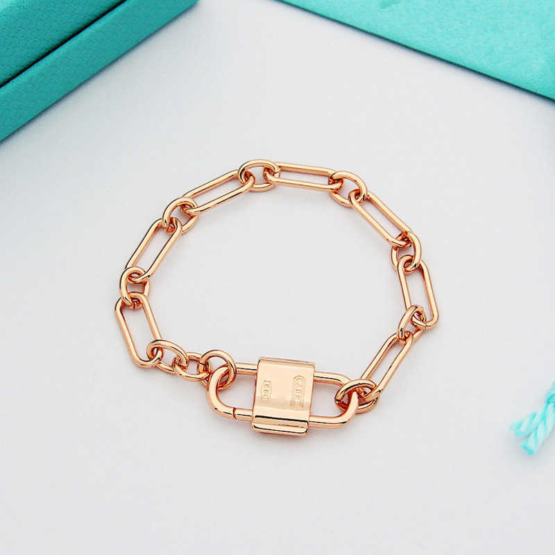 Letter Double Button Lock Head Thick Bracelet Women's Bracelet Classic Lock Head Bracelet Jewelry 250715