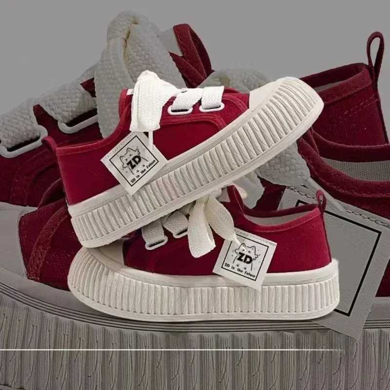 Sneakers Women Shoes for Woman Thick Soled Canvas Shoes 2025 New Trend Lady Breathable White Trainers Student Casual Board Shoes XJ260702