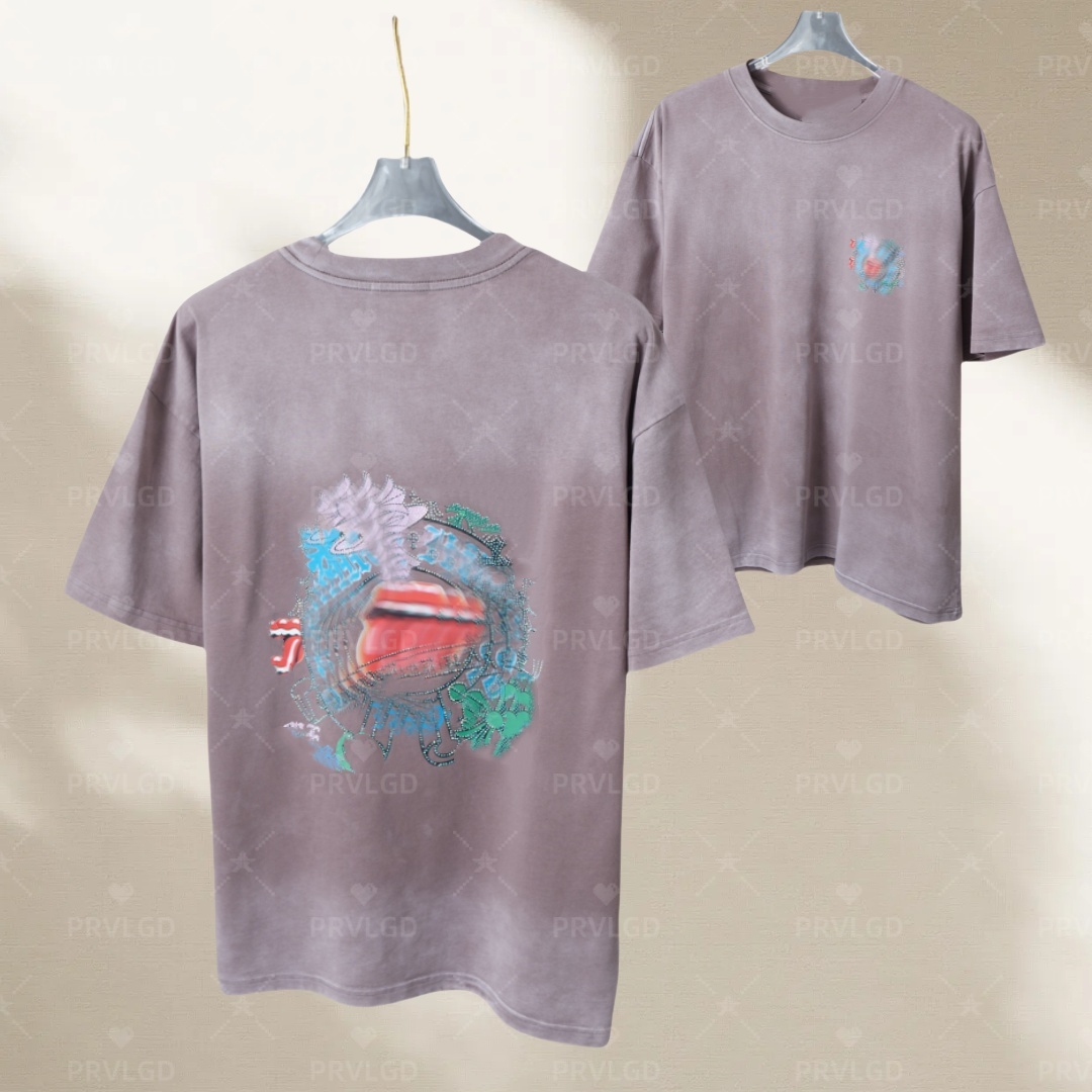 Classic Design Men's Trendy T-shirt with Fashionable Graphic Prints