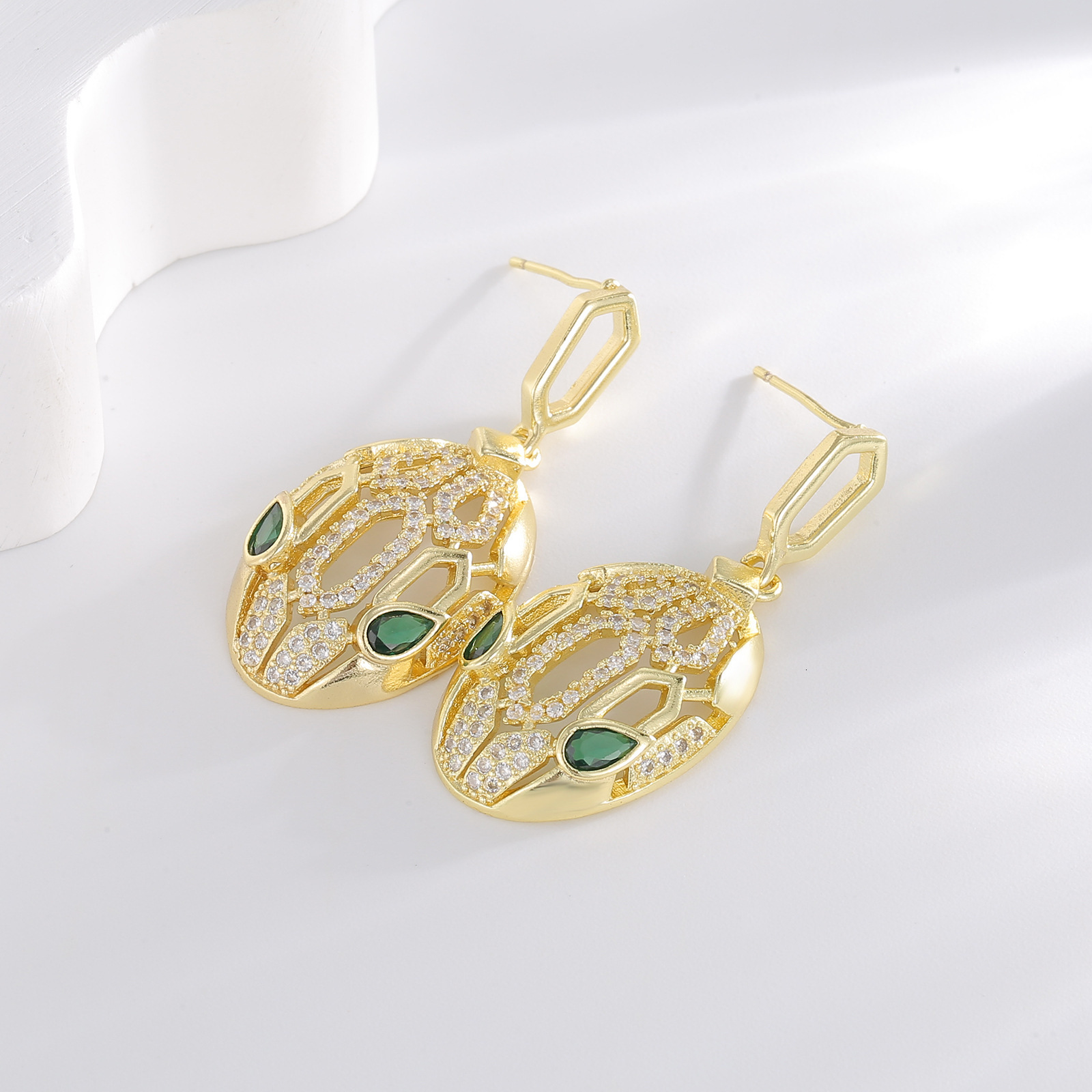 Green Designer Zircon Snake European And American Cross-border High-end Versatile Leopard Head Ear Ladies' Jewelry Earrings Clips Wholesale