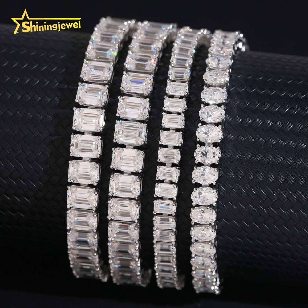 High-Quality Sier Flower-Shaped Design Emerald Cut Silicon Stone D Color Vvs1 Tennis Bracelet