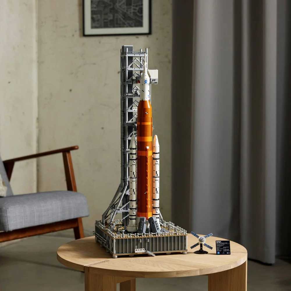 2025 New 3601Pcs NASA Space Rocket Launch System Model Building Blocks Kids Assembly Birthday Toys Gift Y250701