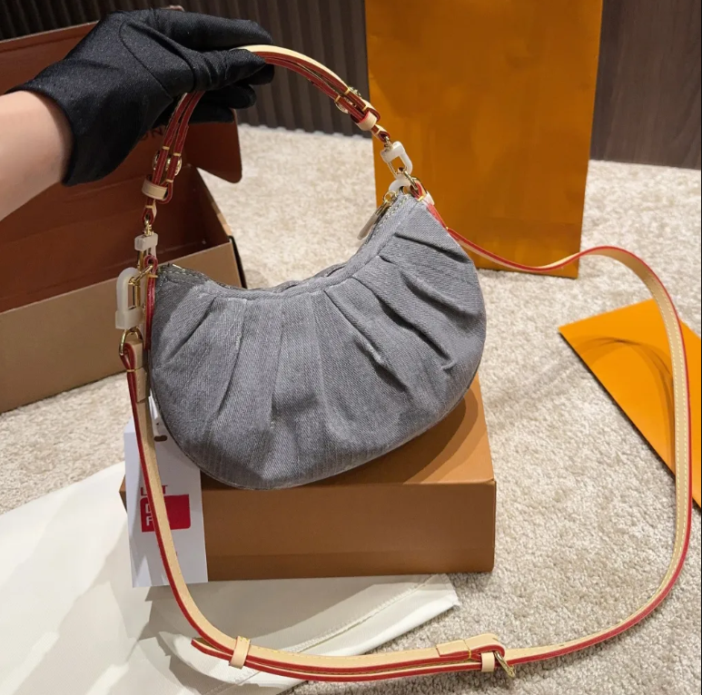 2025 Women new wave multi poches Hobo loop bag Shell bags