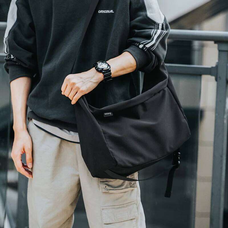 MOYYI Men Messenger High Capacity Casual Teenager Satchels Bags Fashion Travel Couple Small Sling Bag New Design