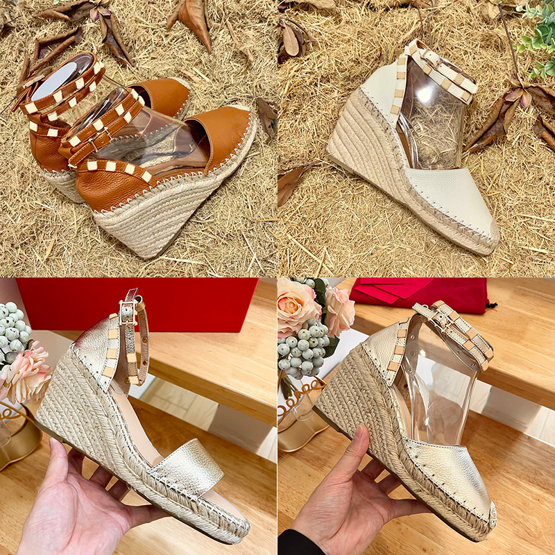 Designer de haute qualité femme cale rockstud espadrille sandales sandales en cuir chaussures semelles épaisses talons hauts chaussures robes 873