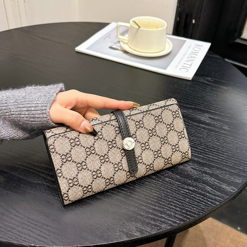 Designer Luxury Women's Long Wallet Vintage Fashion Multi Card Slots Spacious Zipper Coin Purse