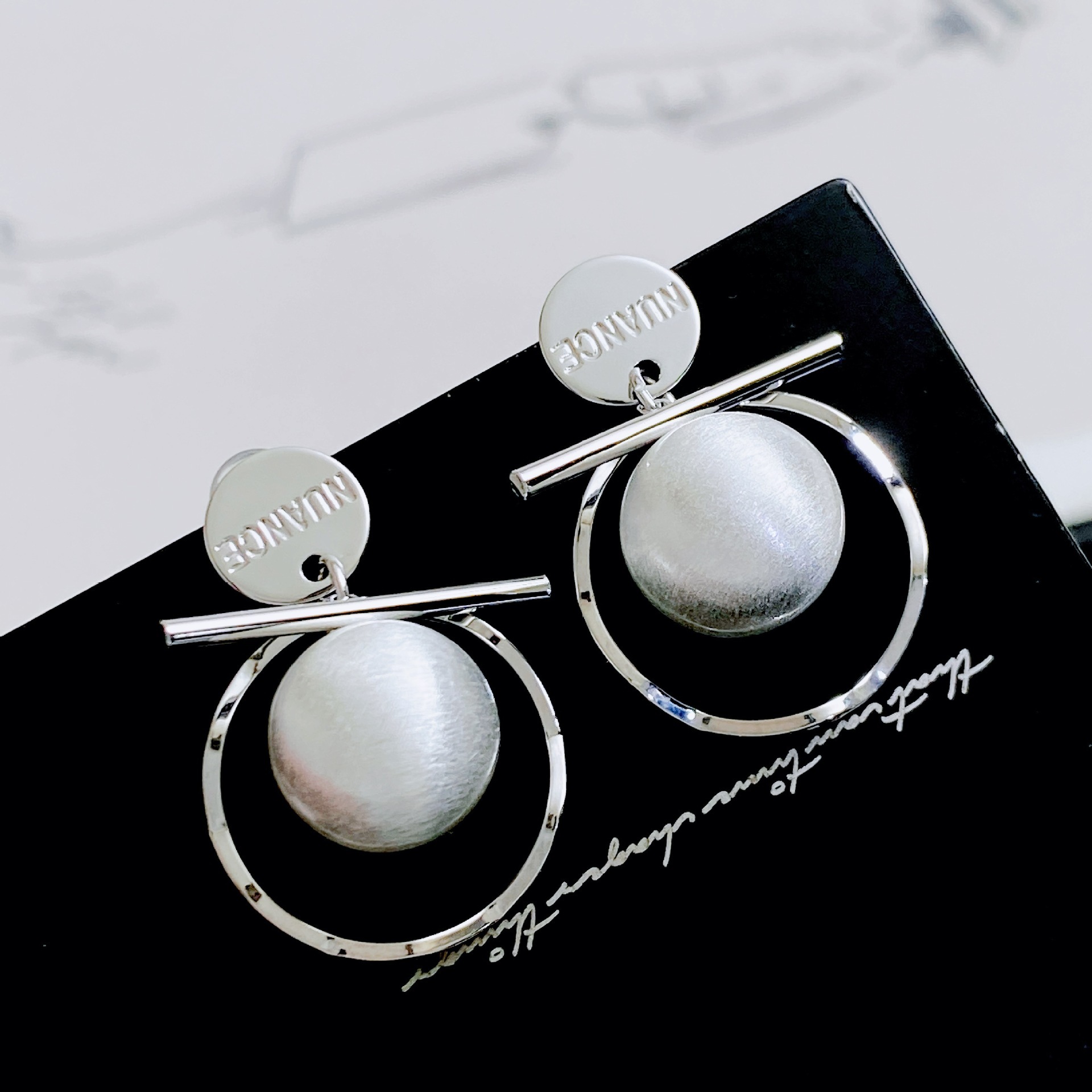 Kanamina Unique Niche Round Ladies' Jewelry Earrings Stitched Brushed Ball Earrings For Women Designer Earrings S925 Silver Needle Fashionable El