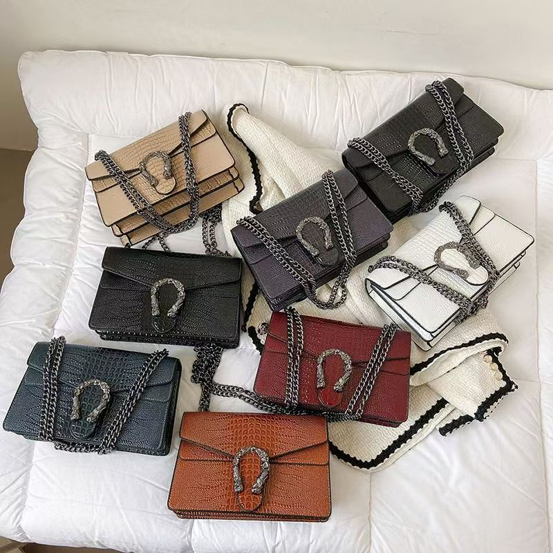 Luxury Designer Bag Casual Handbag Spacious Armpit Top Quality Fashion Shoulder Bag Advanced Leather Zipper Closure