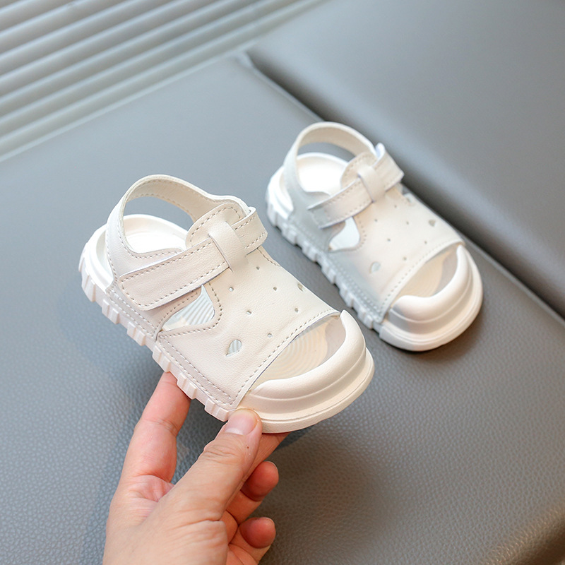 Boys Girls Sandals Toddler Toes Capped Anti-kicked Kids Beach Sandals Shoes Kidszworld Summer New Children Sports Sandals Sizes US5.5C-US3Y K0763