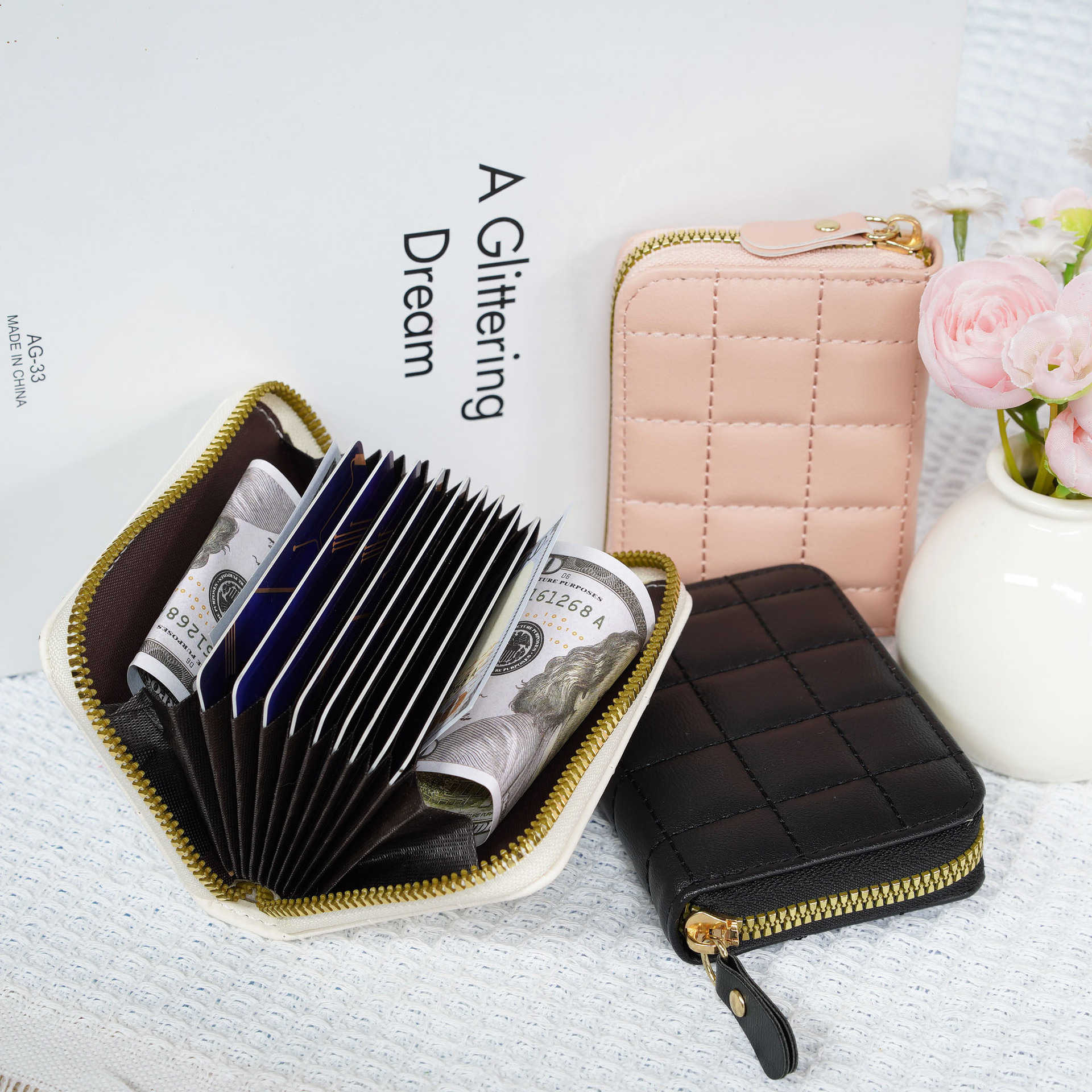 Designer Wallet Hot-selling Card Holder Plaid Multi-function Multi-card Slot Card Holder Compact Embroidered Style Luxury Bag Simple Mini Wallet Coin 