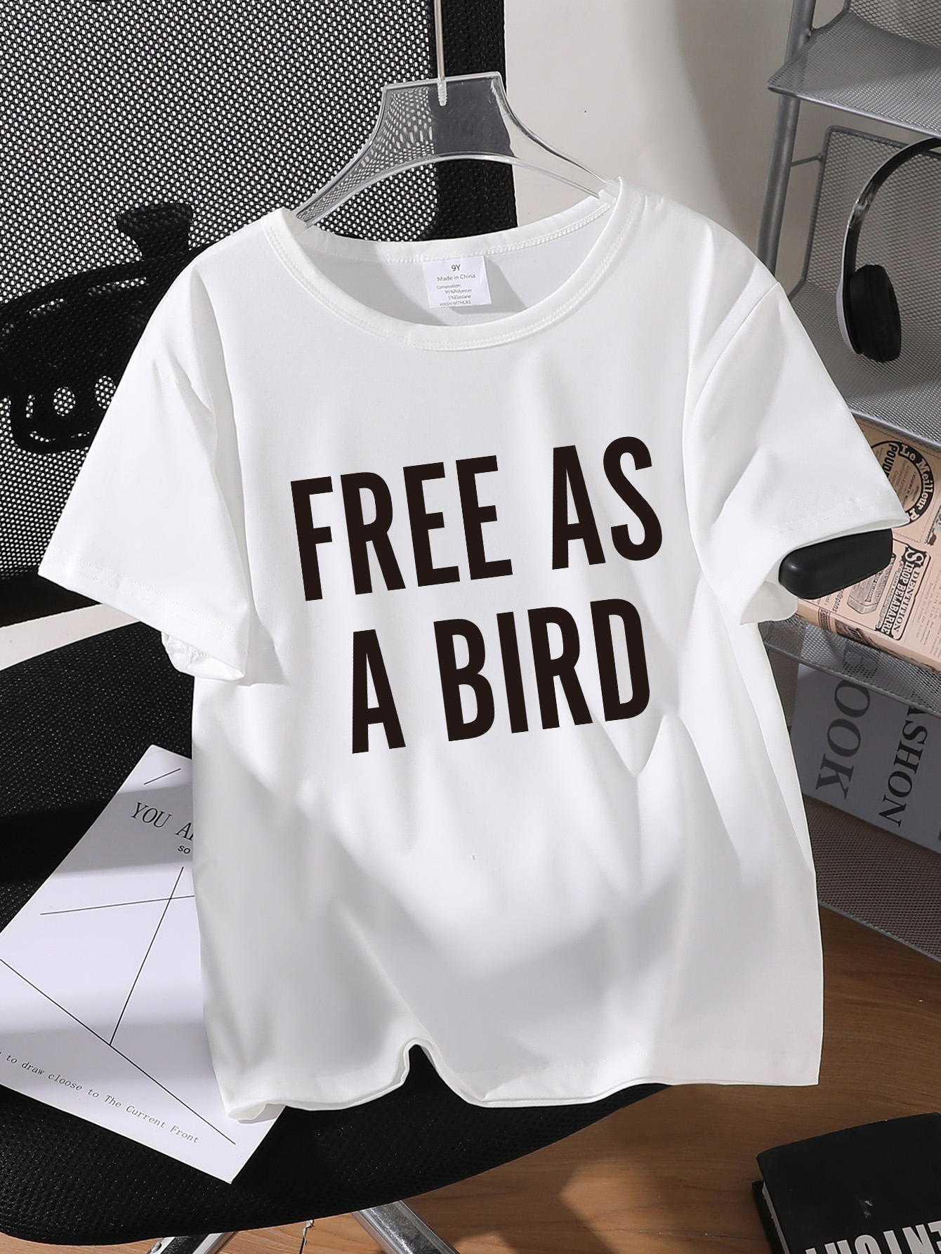 Fashion Womens Cotton Tee for Hot Weather Light & Airy Round Collar Design Girls' summer T-shirts are light, breathable and fashionable T-shirt p