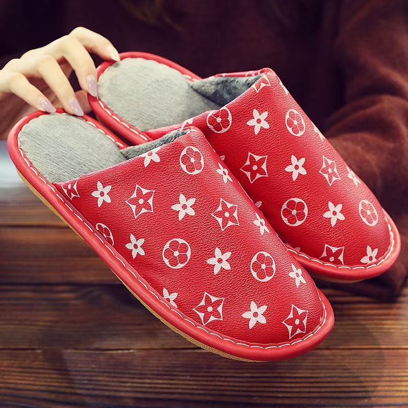 Designer sandals 35-44 slippers bathing leisure walking comfortable slides soft cotton slippers suitable for summer autumn, and winter