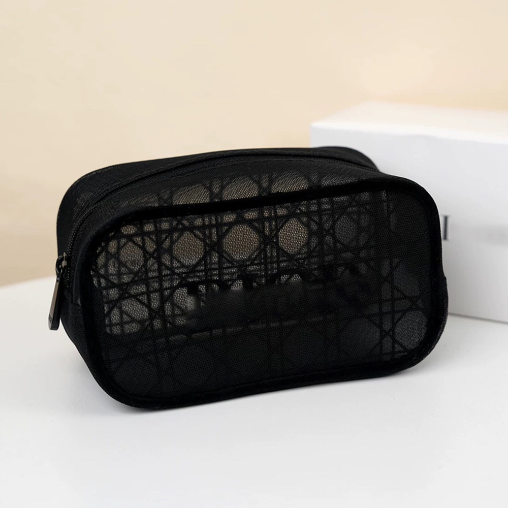 Designer Black Mesh Lace Rattan Plaid Cosmetic Bag Makeup Bag Storage Bag VIP Gift Lipstick Organizer Clutch Holder for Travelling Toiletry with Gift Box