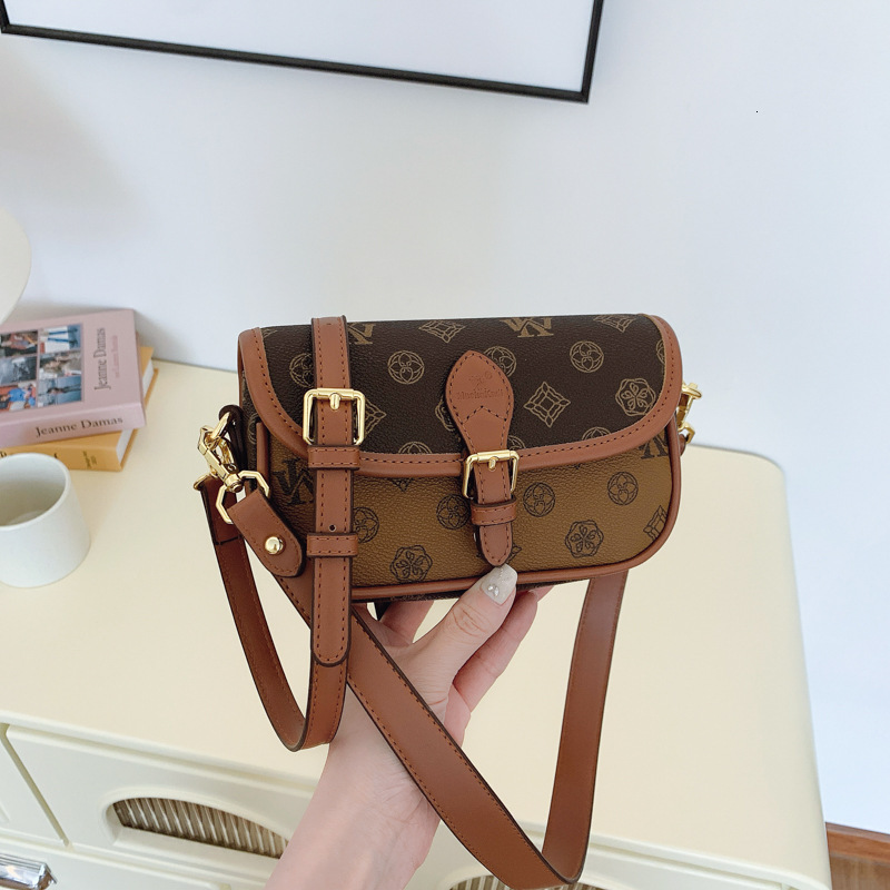 Free shipping designer High-end Sense Bag for Women 2025 New Vintage Print Small Square Bag Textured Women Bag Single Shoulder Bag Crossbody Bag Trend