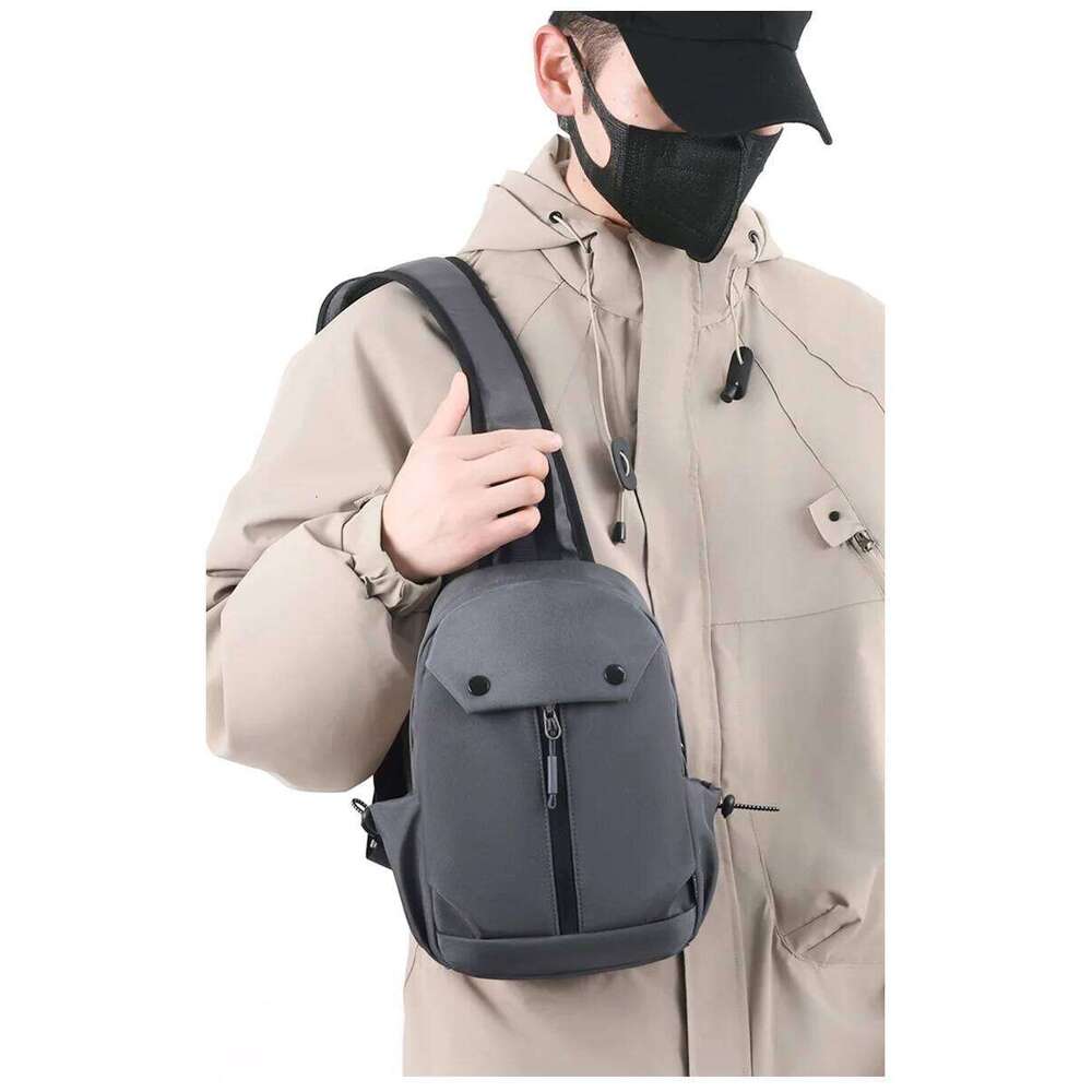 2025 New Men's Bag Crossbody Shoulder bag Oxford Cloth Commuting Bags with Water- Feature Chest pack bolso hombre