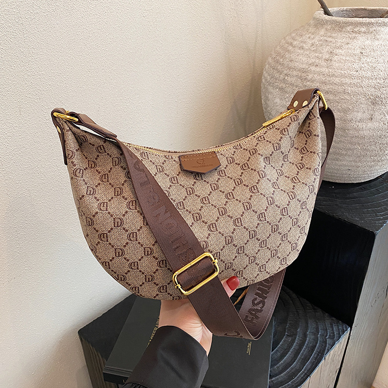 Free shipping designer High-End Large Capacity Dumpling Bag for Women 2025 New Crescent Bag Internet Celebrity Pea Bag Single Shoulder Crossbody Bag