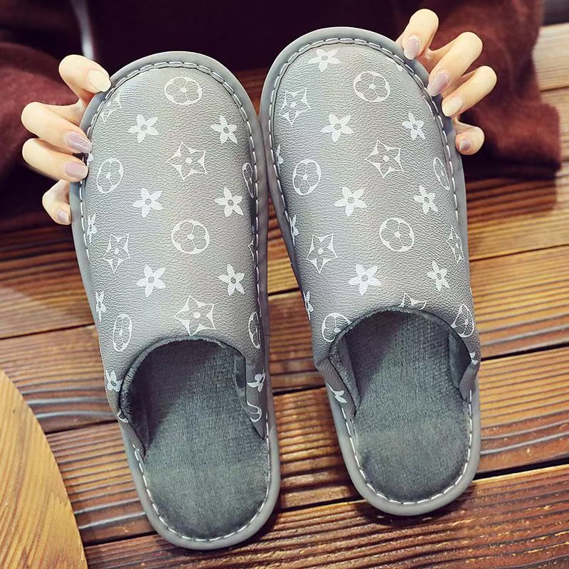 Designer sandals 35-44 slippers bathing leisure walking comfortable slides soft cotton slippers suitable for summer autumn, and winter
