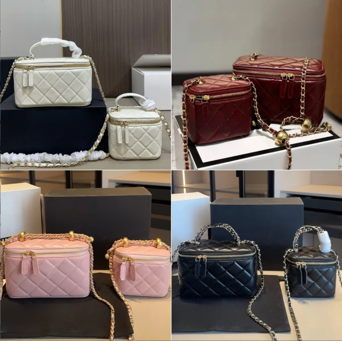 Designer Vanity Bag with Mirror Cosmetic Bags Chain Strap Crossbody Bag High Quality Leather Bag Womens Make Up Case Small Handbag Mini Small Makeup Bag toiletry Case