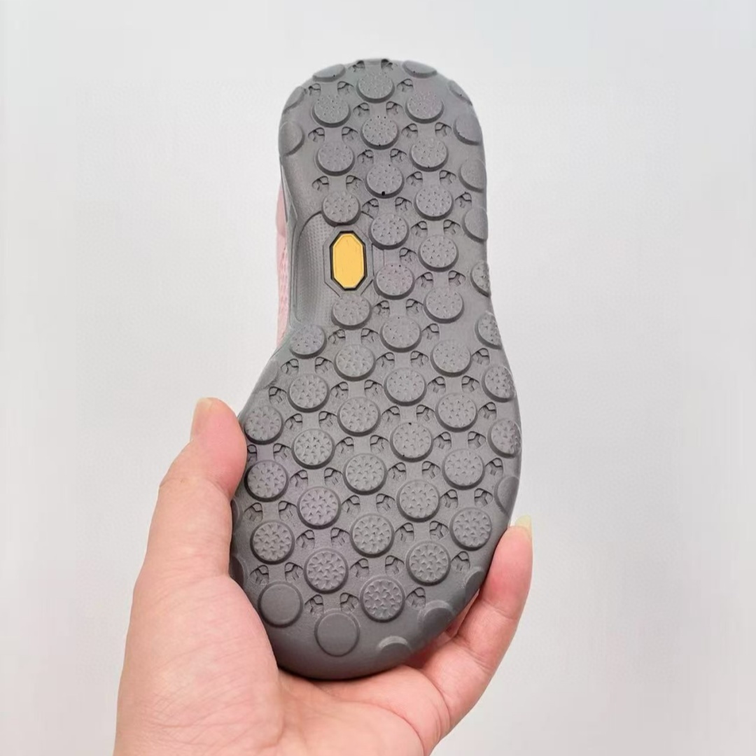 Kids Shoes Designer Mesh Running Toddlers Sneakers Boys Girls Lightweight Low Cut Thin Soloed Trainers Children Youth Casual Shoe Black Silver Grey Pi