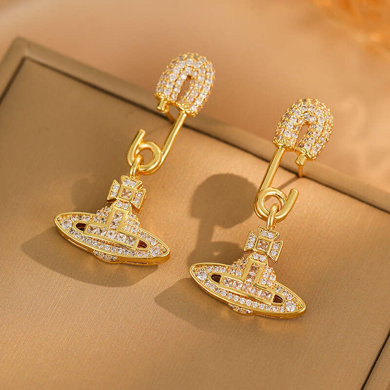 DHcollections Pin Saturn Planet Micro Pave Full Dia Light Simple Banquet Super Shiny Earrings Fashionable Temperament Personality Studs