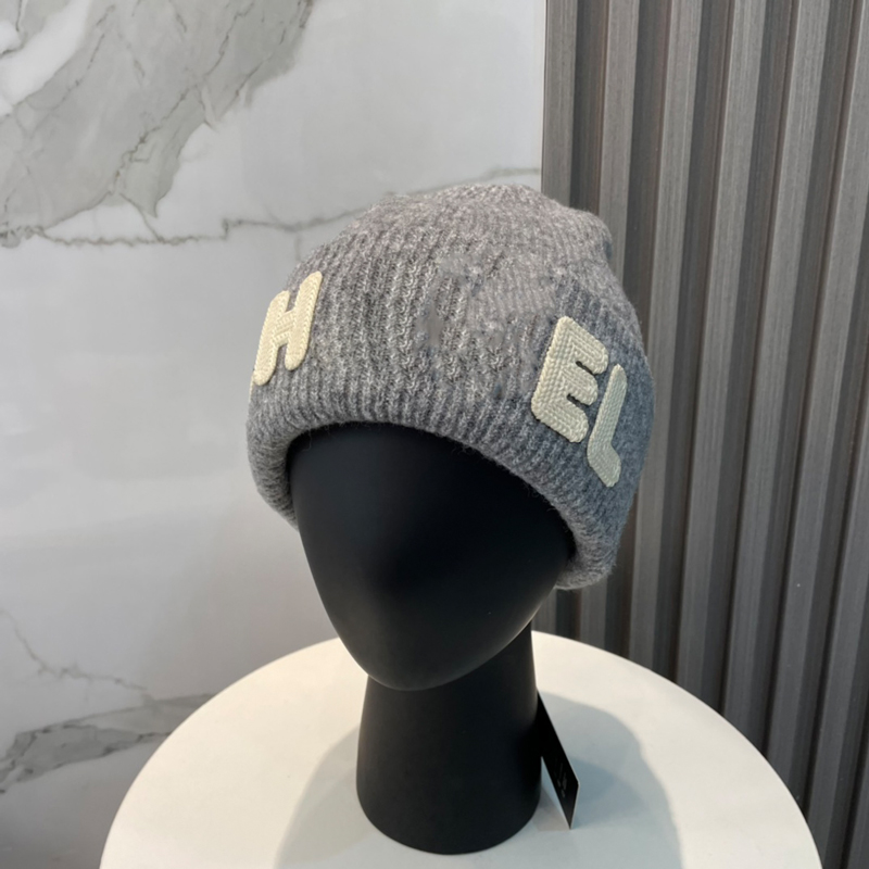 Designer Womens Beanies Winter Autumn Mens Wool Bonnet Warm Soft Cashmere Street Fashion Beanie Hats