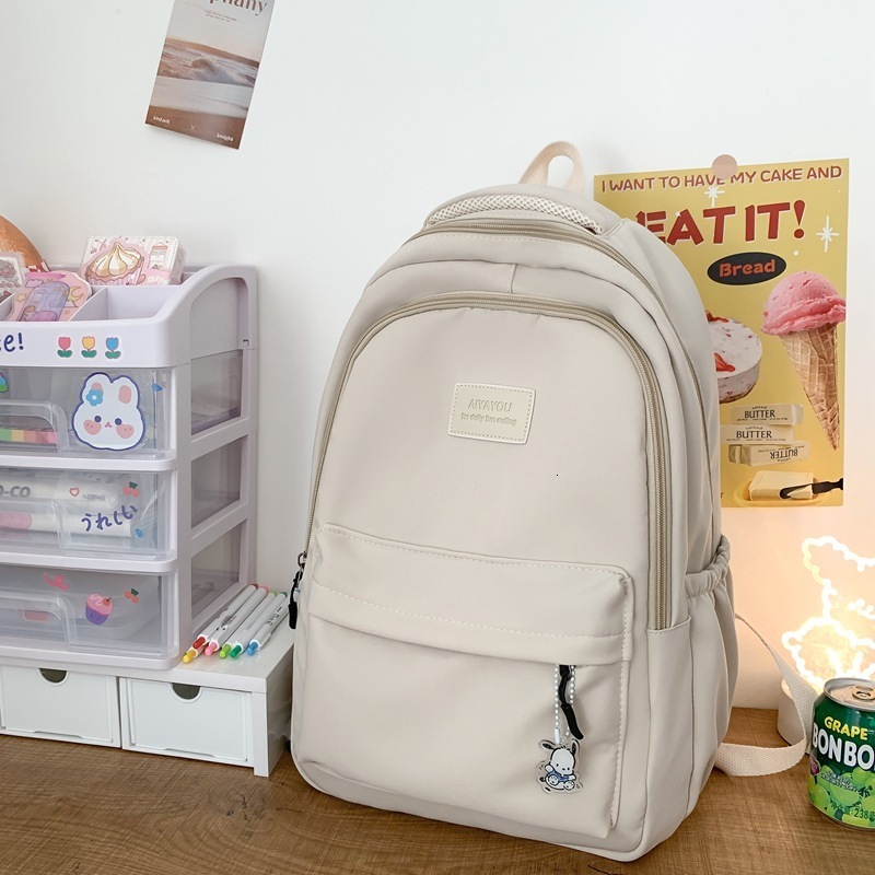Simple Large Capacity Knapsacks For Women Waterproof Nylon Durable Lightweight Schoolbags Fashion Versatile Travel Bags 240813