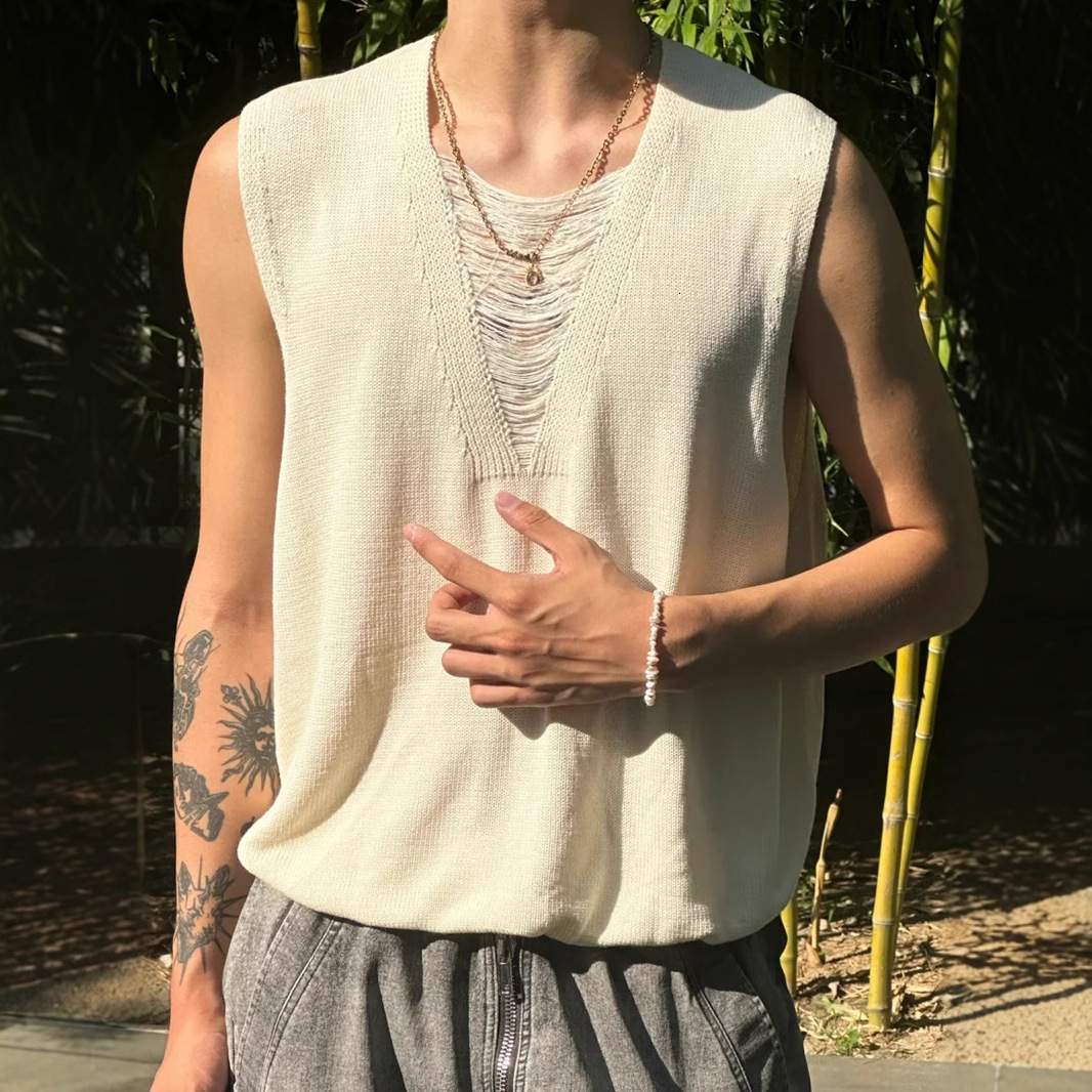 Lazy Thin Niche Hollow V-neck Design Sleeveless Knitted Vest For Men Designer Short Sleeves Loose American Retro Pullover Top