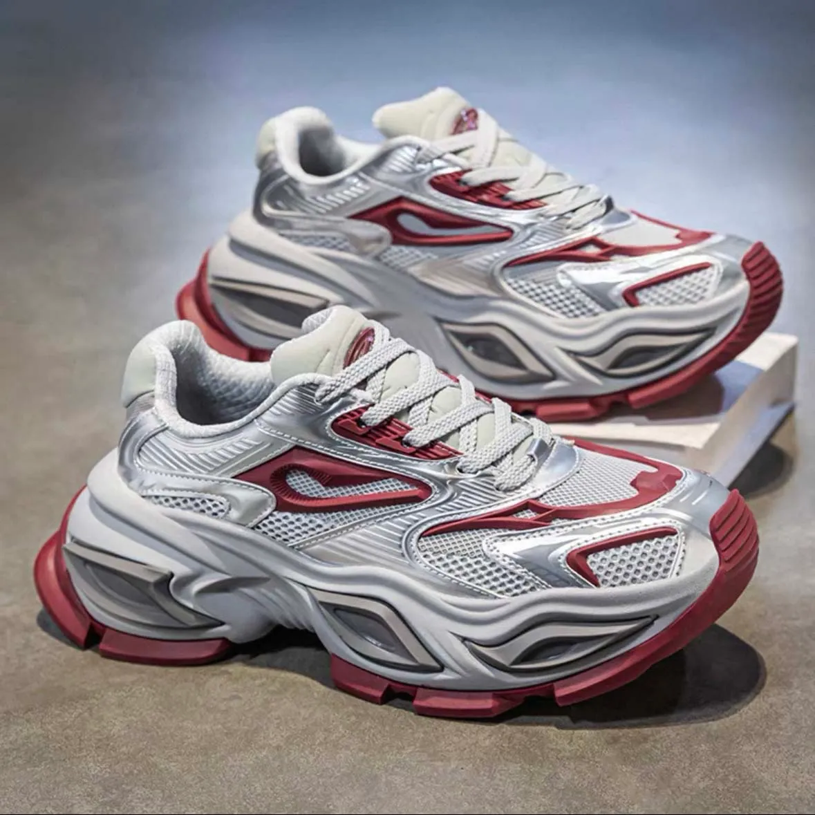 Designer casual shoes men's and women's triple white black pink gray beige sports shoes leather nylon printing platform