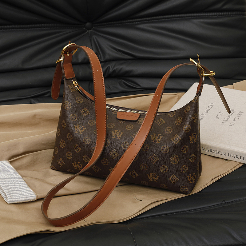 Free shipping designer Fashion Bag for Women 2025 New High-End Retro Underarm Crescent Bag Trendy Shoulder Bag Crossbody Bag for Women