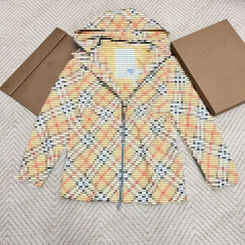 25 Check trench coat women designer Jacket Spring Fall Tops Classic Lightweight Streetwear Trendy Check Pattern Windbreaker High Quality Jackets Womens Clothes