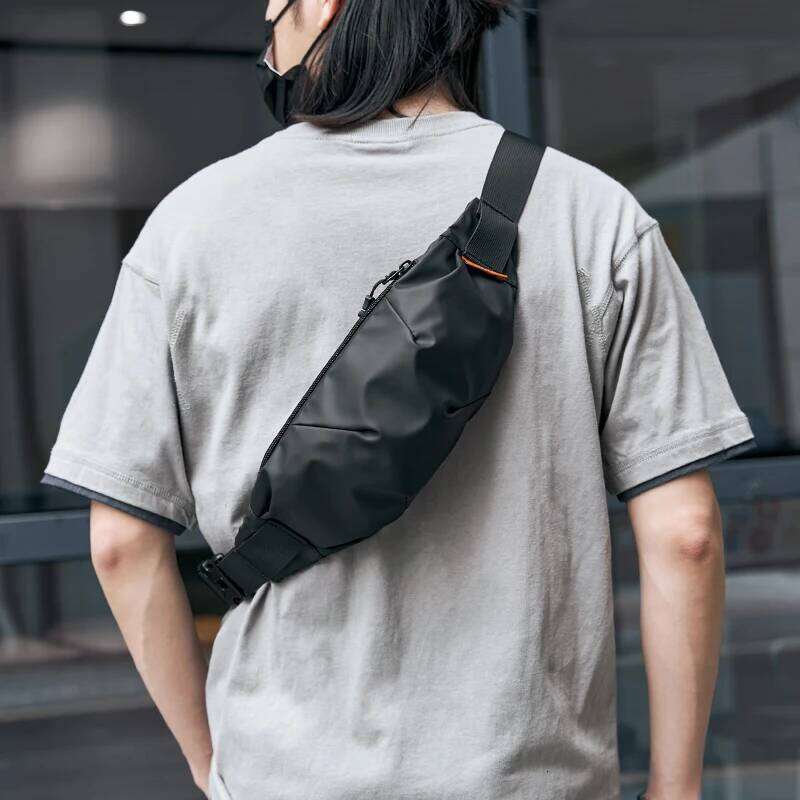 Waterproof Black Men's Chest Lightweight Fashion Short Trip Multifunction Zipper Anti-theft Outdoor Phone Crossbody Bag